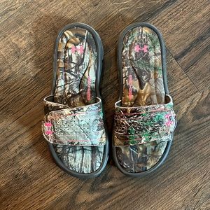 Under Armour camo slides